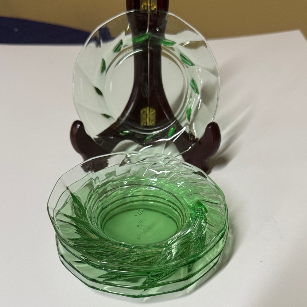 Twist Green (Moongleam) by HEISEY 4 3/8” Plate Set of 5